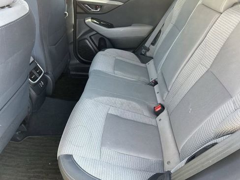 Used 2025 Subaru Outback Premium AWD/4WD image 19