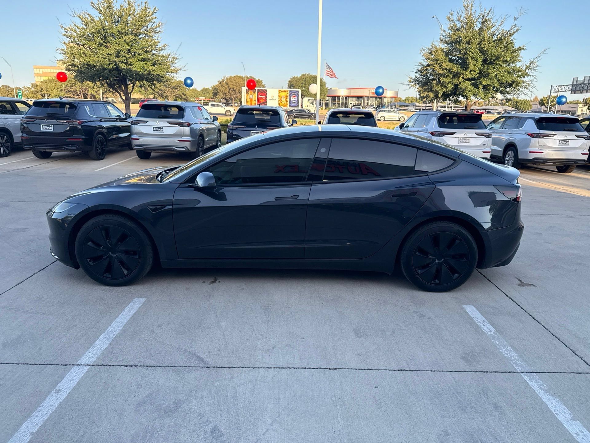 Used 2025 Tesla Model 3 Long Range AWD/4WD image 3