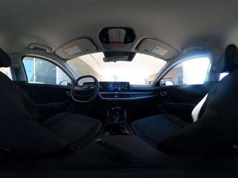 Used 2026 Kia K4 FWD image 42
