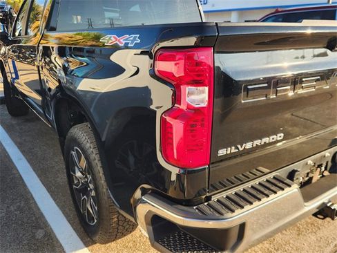 Used 2024 Chevrolet Silverado 1500 LT image 7