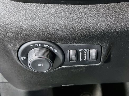 Used 2022 Jeep Compass Latitude AWD/4WD image 10