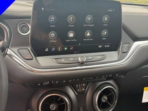 New 2026 Chevrolet Blazer LT w/ Convenience Package FWD image 21