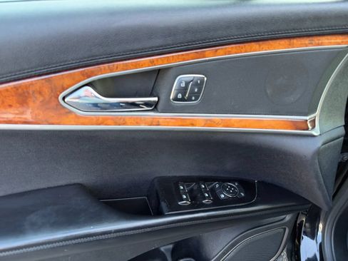Used 2016 Lincoln MKX Select FWD image 28