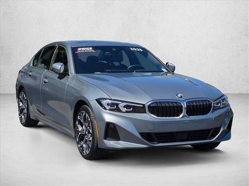 Used 2025 BMW 330i Sedan RWD image 3