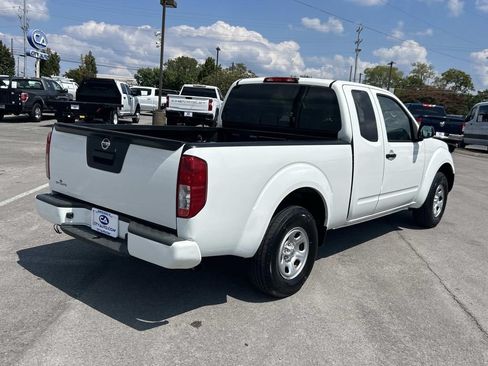 Used 2017 Nissan Frontier S RWD image 3