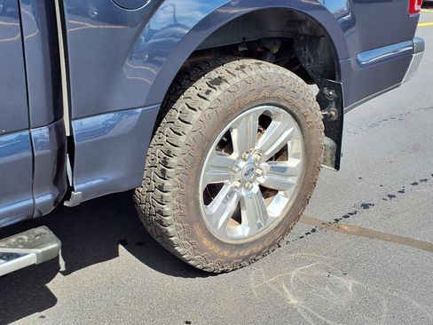 Used 2019 Ford F150 XLT w/ Equipment Group 302A Luxury AWD/4WD image 29