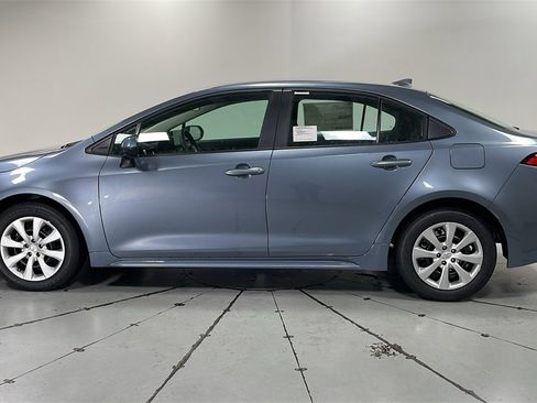 New 2025 Toyota Corolla LE image 8