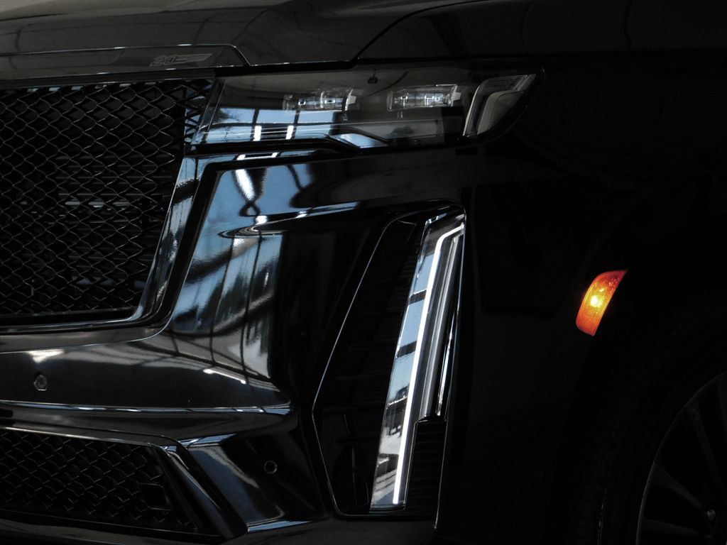 Used 2024 Cadillac Escalade ESV V w/ LPO, Floor Liner Package AWD/4WD image 18