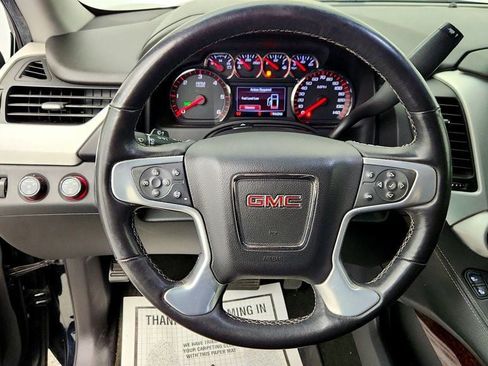 Used 2016 GMC Yukon XL SLT w/ Open Road Package AWD/4WD image 14
