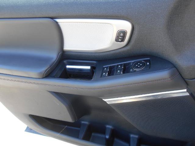 Certified 2025 Ford Expedition Active RWD image 5