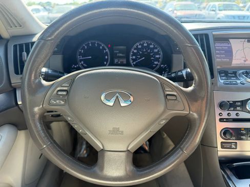 Used 2015 INFINITI Q40 AWD w/ Navigation Package image 15
