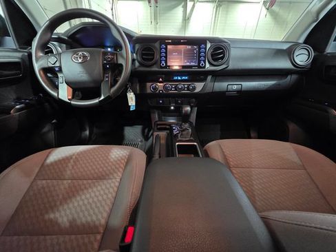 Used 2023 Toyota Tacoma SR AWD/4WD image 14