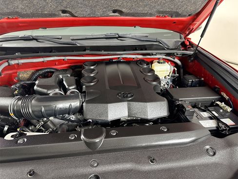 Used 2022 Toyota 4Runner Limited image 33