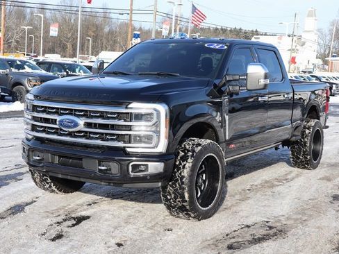 Used 2024 Ford F350 Platinum image 16