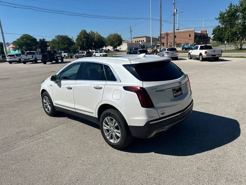 Used 2020 Cadillac XT5 Premium Luxury AWD/4WD image 4