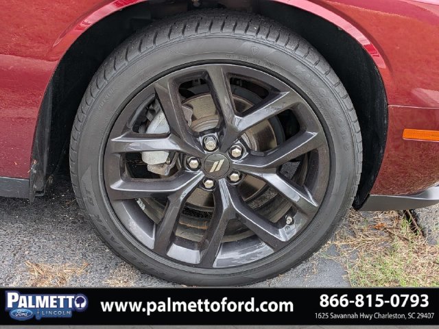 Used 2023 Dodge Challenger SXT w/ Blacktop Package RWD image 9