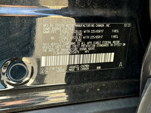 Used 2024 Toyota RAV4 XLE FWD image 40