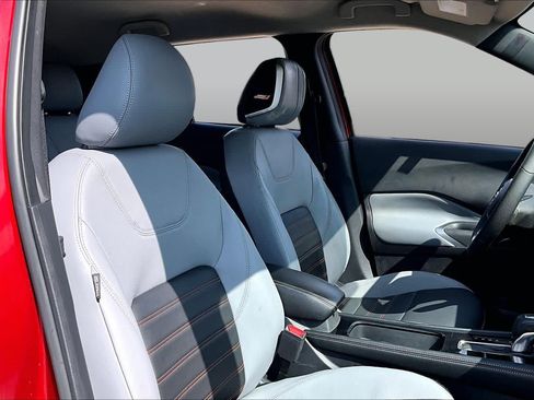 Certified 2024 Nissan Kicks SR w/ SR Premium Package FWD image 9