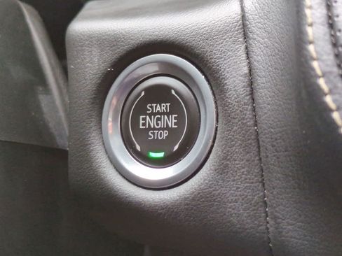 Used 2021 GMC Yukon SLT w/ SLT Premium Package AWD/4WD image 56