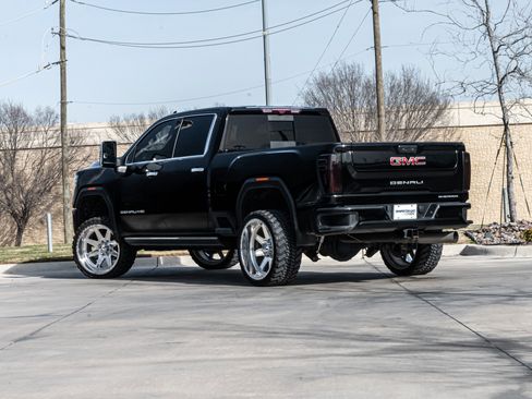 Used 2024 GMC Sierra 2500 Denali w/ Denali Reserve Package image 3