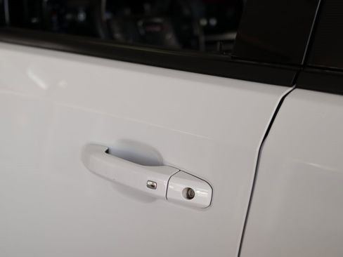 Used 2023 GMC Sierra 1500 Elevation image 33