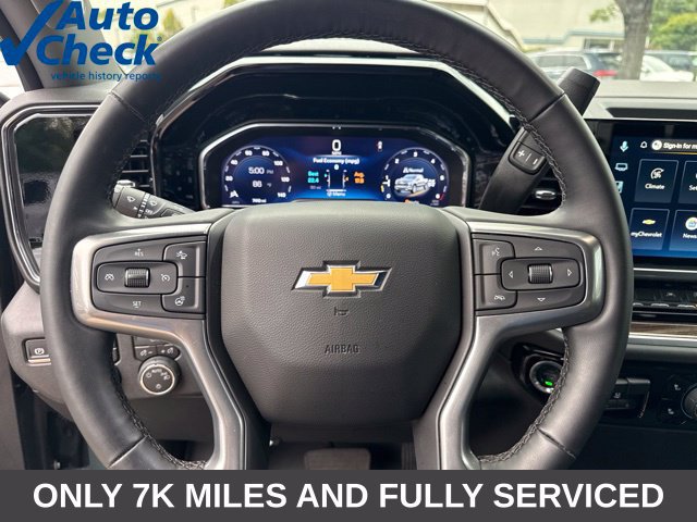 Used 2025 Chevrolet Silverado 1500 LT AWD/4WD image 11