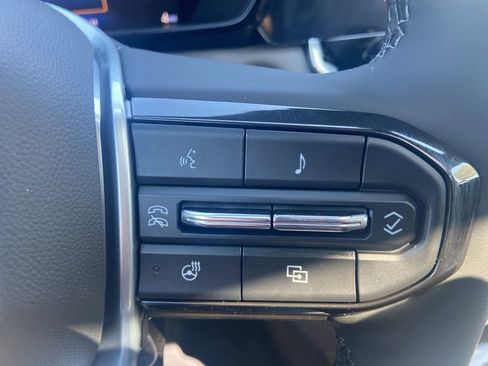 New 2025 Chevrolet Colorado ZR2 w/ Technology Package image 15