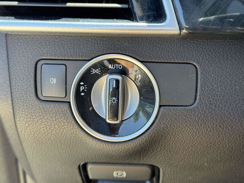 Used 2018 Mercedes-Benz GLE 350 4MATIC image 16
