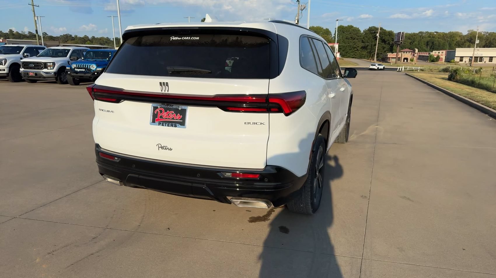 New 2027 Buick Enclave Sport Touring w/ Super Cruise Package FWD image 7