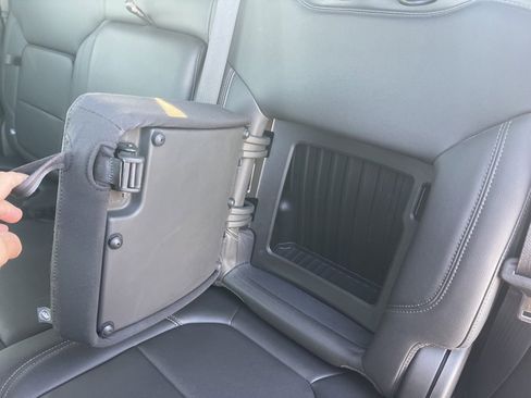 Used 2020 Chevrolet Silverado 1500 RST image 14