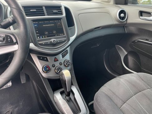 Used 2019 Chevrolet Sonic LT w/ Convenience Package image 7