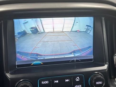 Used 2018 Chevrolet Colorado Z71 AWD/4WD image 25