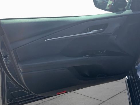Used 2025 Toyota Camry SE w/ Multimedia Upgrade Package FWD image 22
