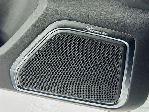 New 2026 Porsche Macan GTS image 12