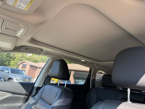 Used 2015 Nissan Murano SL w/ SL Technology Package FWD image 24
