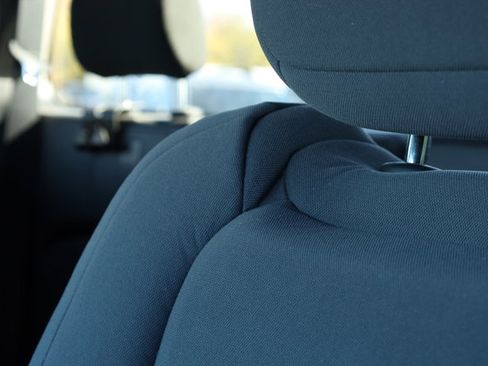 Used 2023 Nissan Frontier S w/ Technology Package image 19