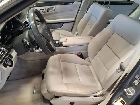 Used 2014 Mercedes-Benz E 350 Sedan image 18