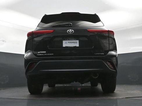 Used 2020 Toyota Highlander Limited FWD image 26