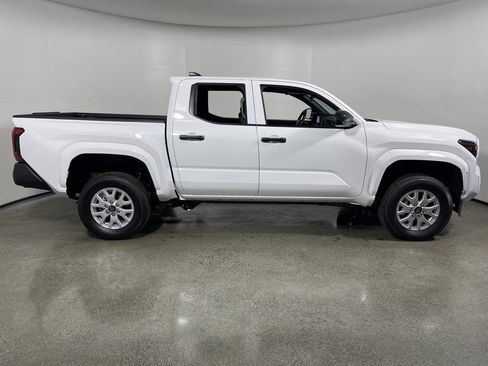 New 2026 Toyota Tacoma SR image 2