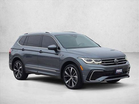 Used 2023 Volkswagen Tiguan SEL R-Line AWD/4WD image 3