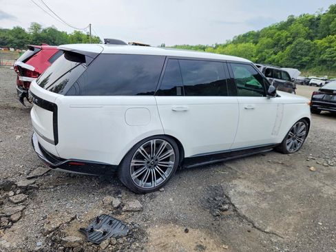 Used 2025 Land Rover Range Rover Long Wheelbase Autobiography AWD/4WD image 5