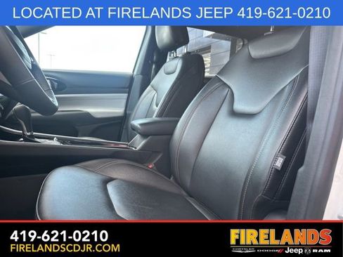 Used 2024 Jeep Compass Limited image 17