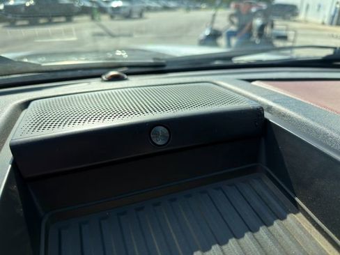 Used 2022 Ford F450 Platinum w/ FX4 Off-Road Package image 34