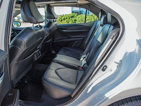 Used 2024 Toyota Camry XLE image 16