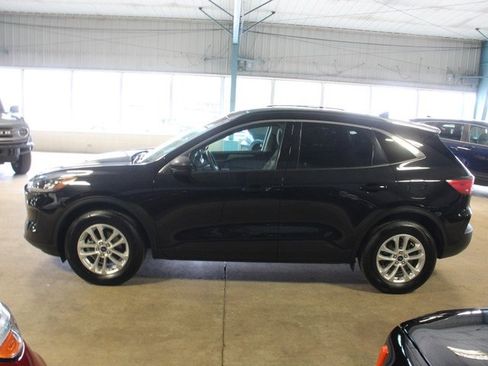 Used 2022 Ford Escape SE w/ Convenience Package image 4