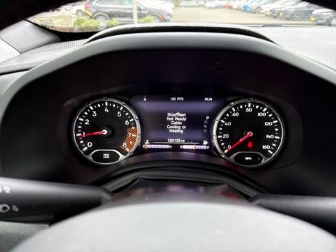 Used 2020 Jeep Renegade Trailhawk w/ Cold Weather Group image 23