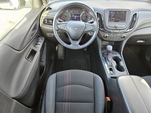 Used 2023 Chevrolet Equinox RS image 11