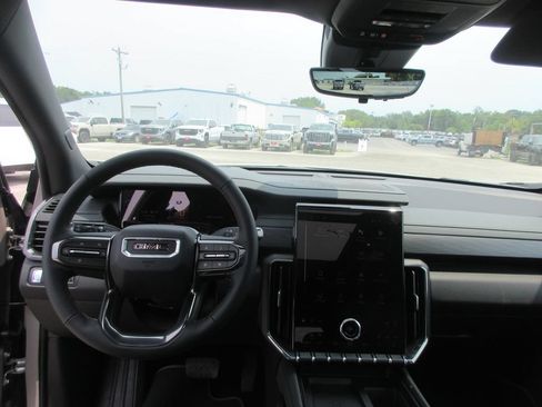 New 2026 GMC Acadia AT4 AWD/4WD image 16