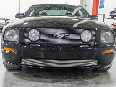 Used 2006 Ford Mustang GT Premium image 9
