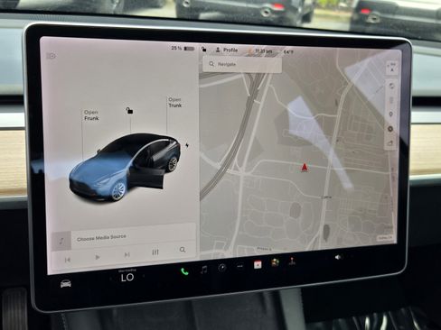 Used 2021 Tesla Model 3 Standard Range Plus RWD image 18